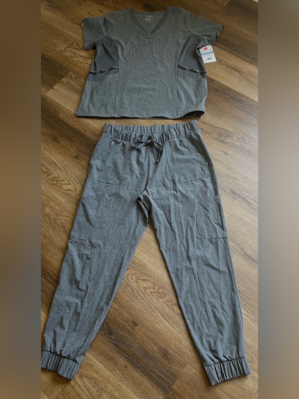 Women’s Hanes Gray Comfort Fit Scrub Set Top -XL Bottoms L